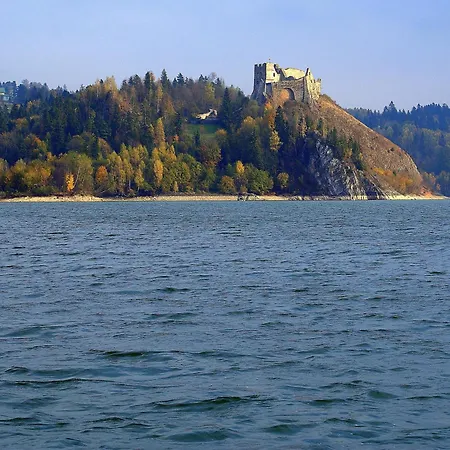 Castle & Podhalami Pl *